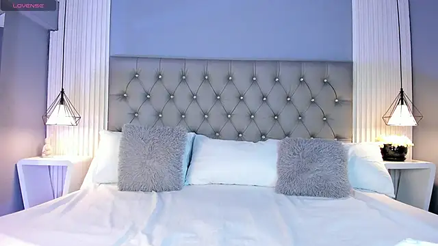 MartinaGracex online show from October 15, 8:42 pm