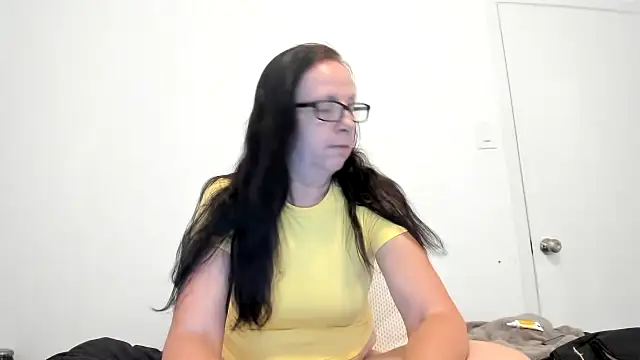 peachgoddess online show from May 18, 12:22 pm