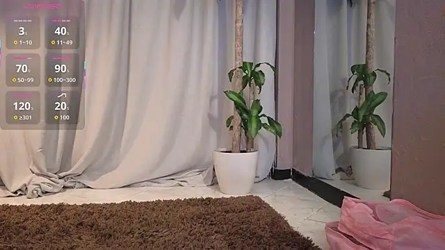 YuliethPetite online show from February 11, 11:26 am