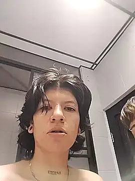 lovelockedlips online show from May 3, 4:57 pm
