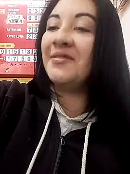 melisamoon  online show from March 22, 4:58 pm