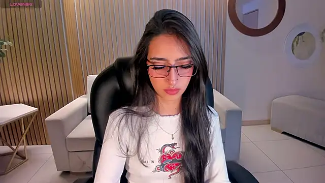 LarisaSmirnov online show from October 22, 4:46 am