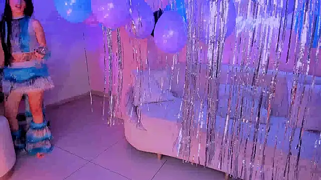 LarisaSmirnov online show from October 25, 5:04 am