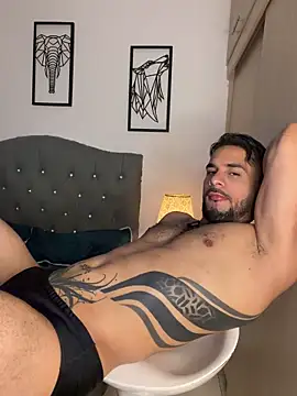 Maximiliano ford online show from May 5, 11:46 pm