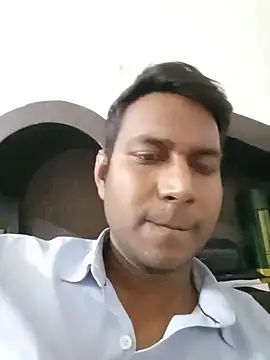 Snapshot of vikesh05 chatting on November 23, 7:35 pm vikesh05 online show from November 23, 7:35 pm