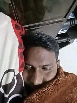 Snapshot of vikesh05 chatting on December 17, 8:37 pm vikesh05 online show from December 17, 8:37 pm