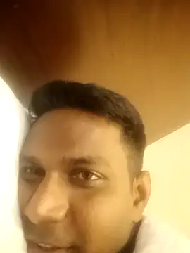 Snapshot of vikesh05 chatting on February 18, 8:27 pm vikesh05 online show from February 18, 8:27 pm