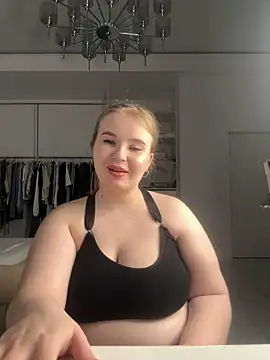 Snapshot of Amy_Sky_ chatting on March 18, 10:15 pm Amy Sky online show from March 18, 10:15 pm