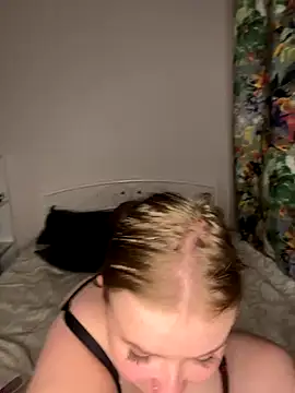 Snapshot of Amy_Sky_ chatting on September 25, 10:24 pm Amy Sky online show from September 25, 10:24 pm