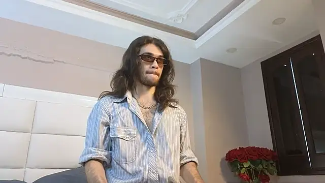 Snapshot of FreyrVik chatting on October 20, 5:46 pm FreyrVik online show from October 20, 5:46 pm