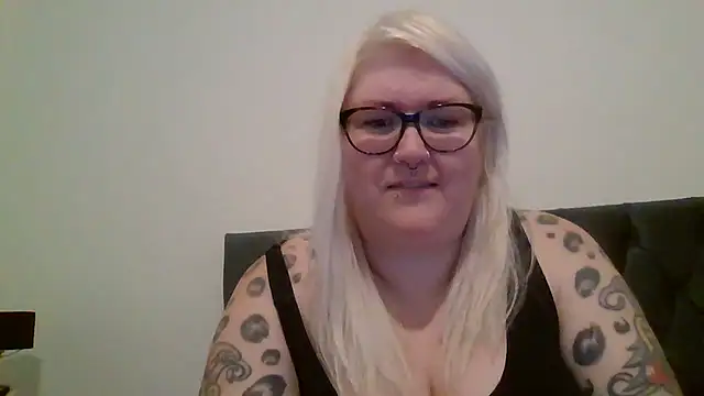 Sizzling Indie36 online show from March 18, 10:15 pm