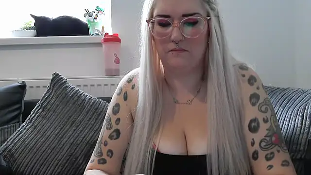 Sizzling Indie36 online show from September 30, 9:36 am