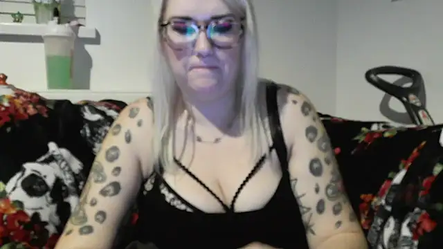 Sizzling Indie36 online show from November 10, 5:45 pm