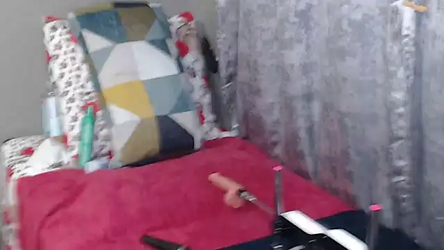 spicybootie online show from September 29, 6:35 pm