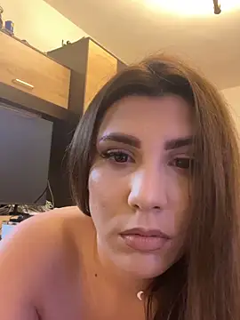 Snapshot of Natasha_Cameron22 chatting on November 4, 10:53 pm Natasha Cameron22 online show from November 4, 10:53 pm