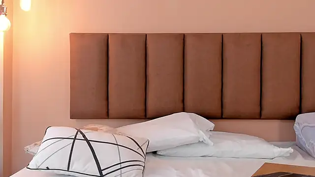 honeygray02 online show from December 16, 3:22 am