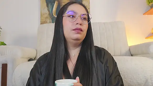 AliceCorner online show from March 25, 12:00 pm