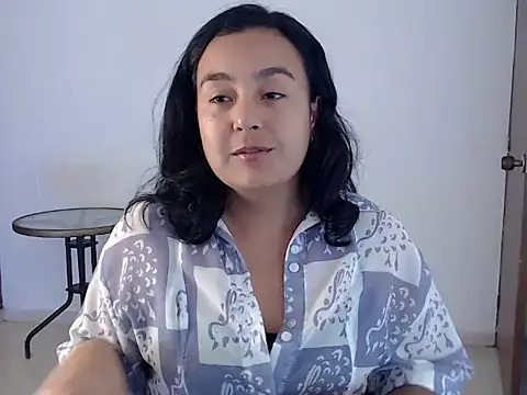 Snapshot of Themagicpotion chatting on April 9, 2:22 pm Themagicpotion online show from April 9, 2:22 pm