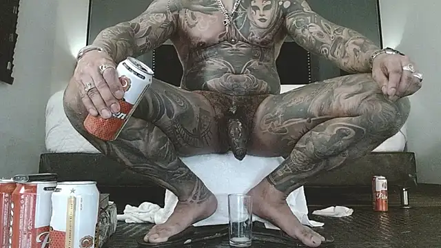 Snapshot of danilog515 chatting on January 18, 8:18 am danilog515 online show from January 18, 8:18 am