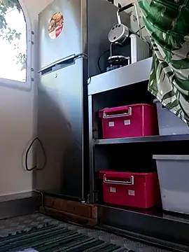 emiliemilf online show from March 8, 8:01 pm