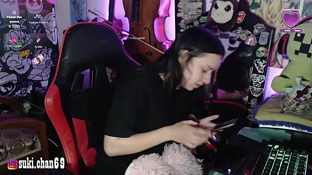 Sukychan  online show from November 16, 8:14 pm