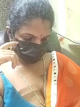 poojaa-rani online show from December 15, 6:01 pm