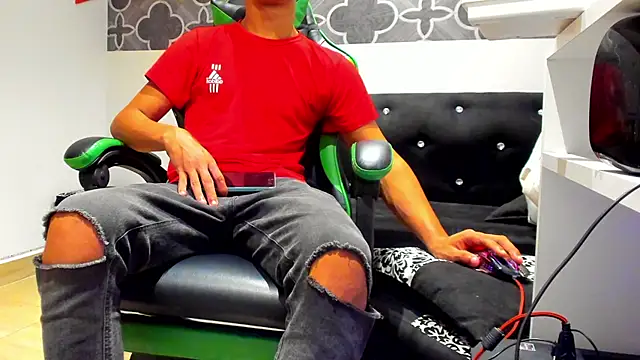 317894 online show from January 7, 1:30 am