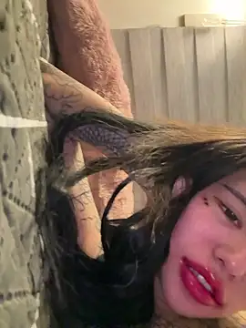 Snapshot of tangju7 chatting on January 9, 2:31 pm tangju7 online show from January 9, 2:31 pm