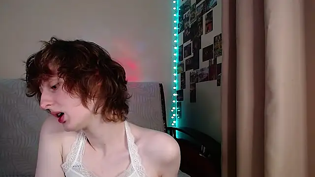 c0ralynx online show from March 23, 1:53 am