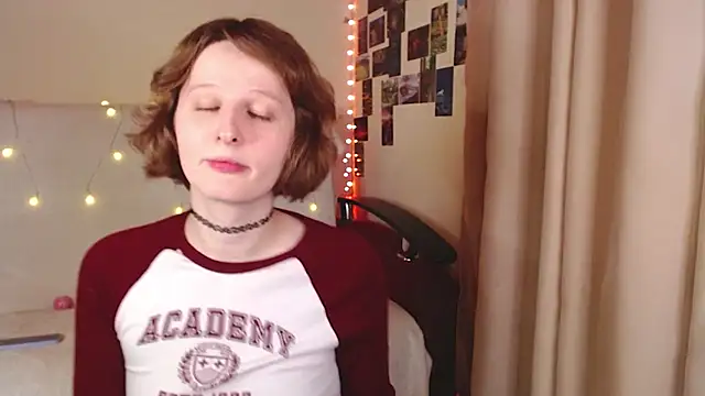 c0ralynx online show from October 20, 7:14 pm