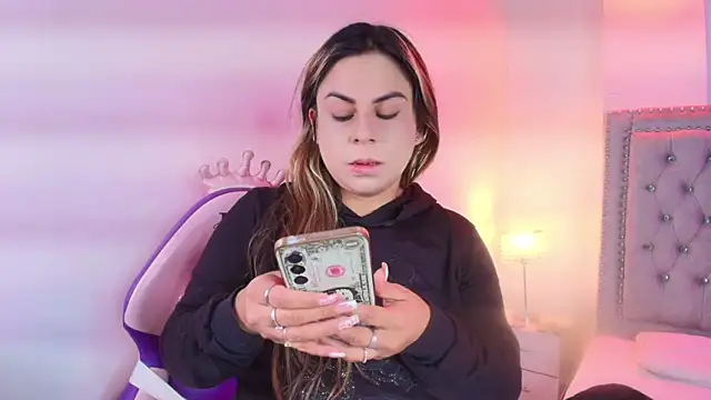 Lia adamsss online show from May 26, 3:13 am