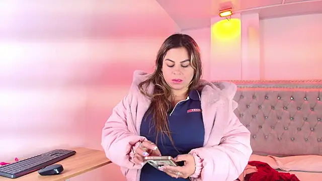 Lia adamsss online show from May 31, 3:26 am
