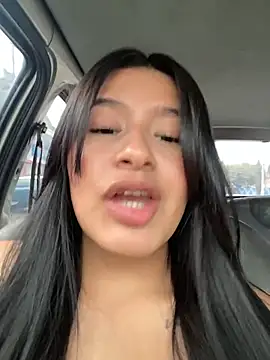 andrea gomes  online show from December 21, 1:29 pm