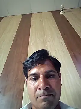 johnny8731 online show from May 3, 5:13 am