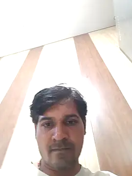 Snapshot of johnny8731 chatting on July 12, 8:27 am johnny8731 online show from July 12, 8:27 am