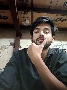 Snapshot of 007delhiking chatting on March 17, 8:29 am 007delhiking online show from March 17, 8:29 am