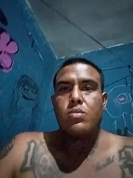 Snapshot of Patilllas chatting on October 25, 2:41 am Patilllas online show from October 25, 2:41 am