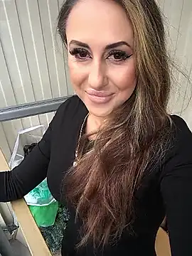 Brilliant-Splashes online show from September 11, 4:56 am