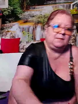 QueenPammy1 online show from October 15, 6:13 am