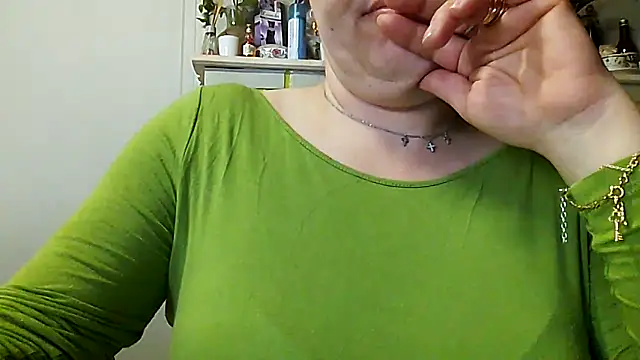 mimi19820 online show from March 17, 8:18 am