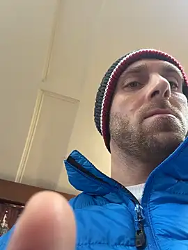 trainwithme online show from December 17, 8:09 am