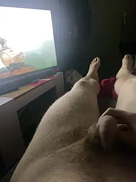 Snapshot of yves24Post chatting on February 15, 10:17 pm yves24Post online show from February 15, 10:17 pm