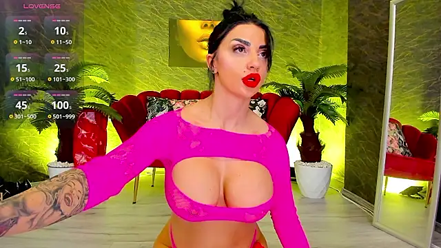 IzabelaTessa online show from March 18, 8:23 pm