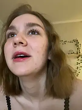 Snapshot of unexpected_twist chatting on March 19, 7:40 am unexpected twist online show from March 19, 7:40 am