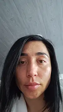 Elowyn online show from January 11, 8:03 pm