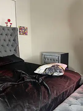 piscesaurora online show from March 19, 10:33 am