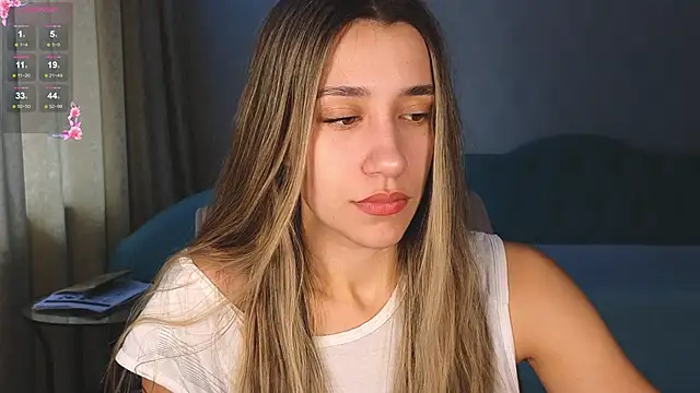 hot ass 18 online show from April 6, 2:53 am