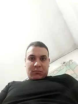 Snapshot of calfran chatting on April 30, 3:57 am calfran online show from April 30, 3:57 am