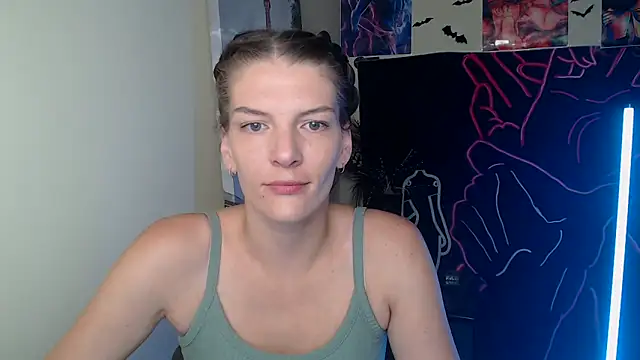 VanessaRey  online show from September 28, 6:19 am