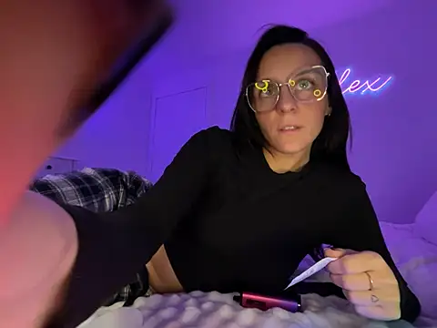 Snapshot of Missalex_xo chatting on February 3, 8:58 pm Missalex xo online show from February 3, 8:58 pm